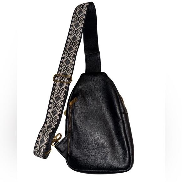 Style & Co Sling Bag - Picture 2 of 4